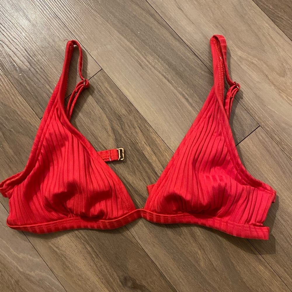 Gianni Bini Bikini top